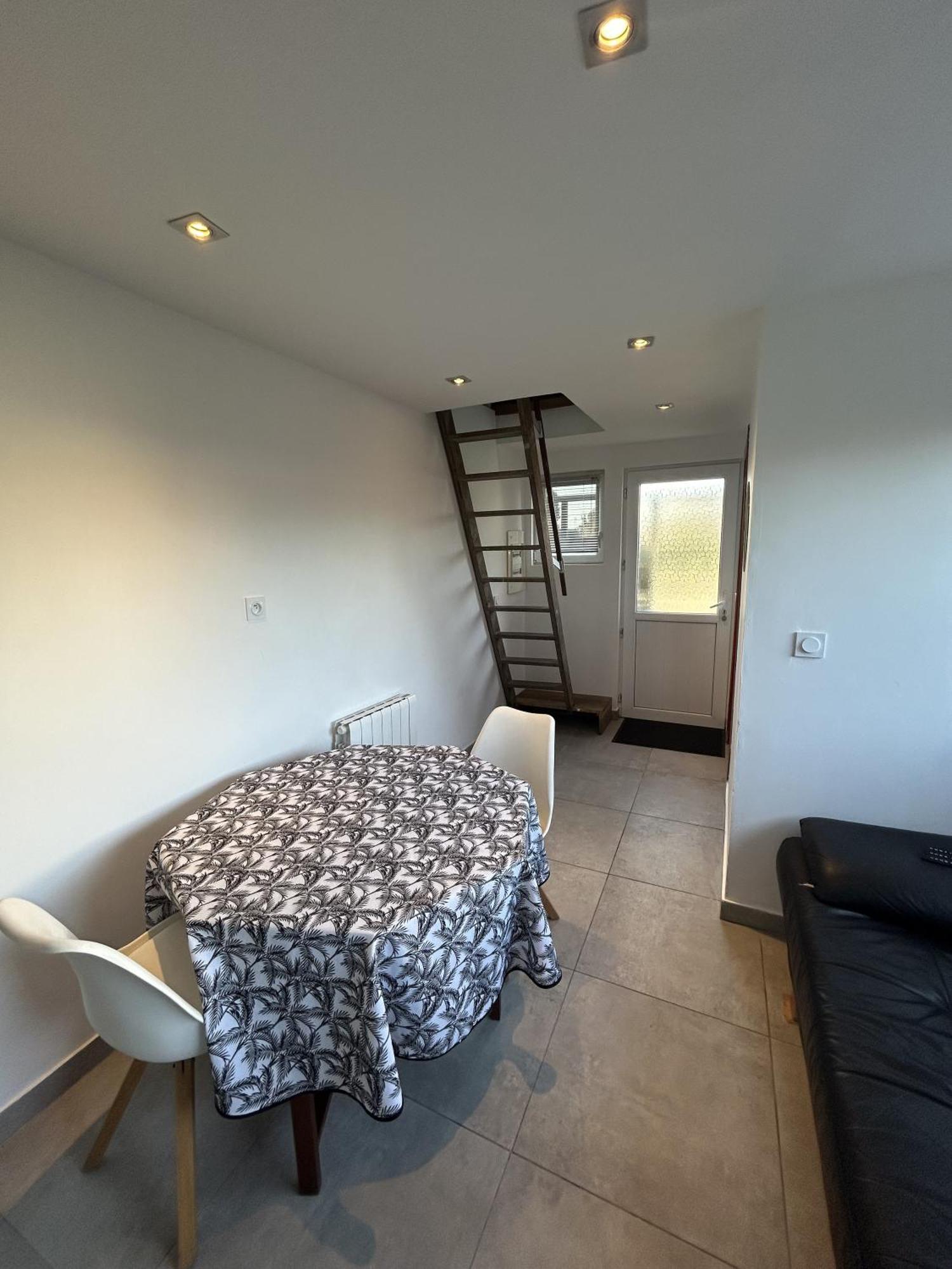 Petit Duplex Proche Mer Plouhinec  Extérieur photo